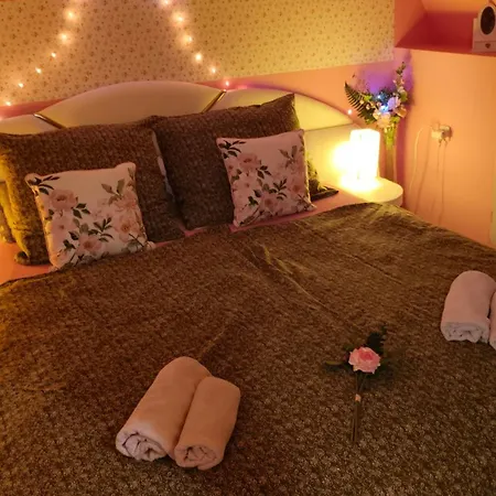 Relax מלון דירות 4*