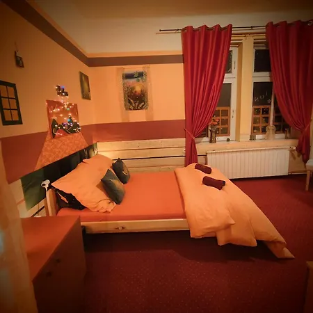Relax Apartahotel 4*
